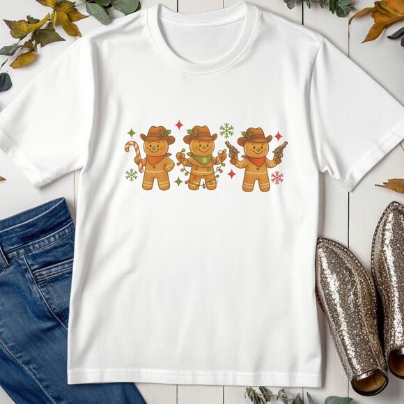 Western Christmas Graphic Tee Howdy Cowboy Gingerbread Man Holiday Funny T-Shirt - Picture 2 of 4